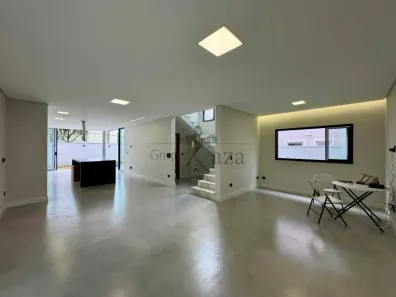 Casa de Condomínio com 4 Quartos à venda, 244m² no Urbanova V, São José dos Campos