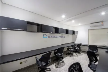 Sala Comercial para alugar, 24m² no Jardim das Acácias, São Paulo