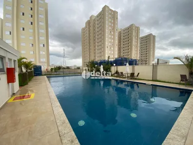 Apartamento com 2 Quartos para alugar, 80m² no Morada da Colina, Uberlândia