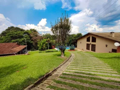 Casa com 3 Quartos à venda, 300m² no Curitibanos, Bragança Paulista