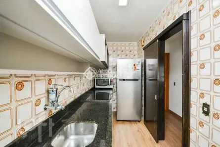 Apartamento com 2 Quartos à venda, 68m² no Três Figueiras, Porto Alegre