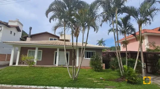 Casa de Condomínio com 5 Quartos à venda, 328m² no Sambaqui, Florianópolis