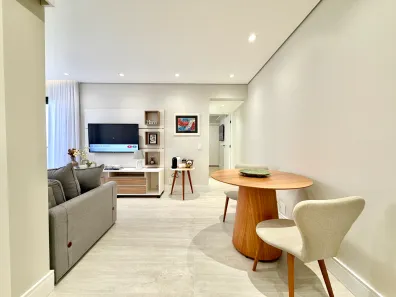 Apartamento com 1 Quarto para alugar, 51m² no Cambuí, Campinas