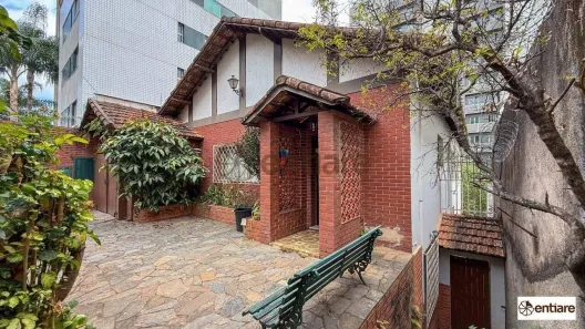 Casa com 4 Quartos à venda, 313m² no Sion, Belo Horizonte