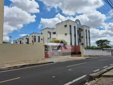 Apartamento com 3 Quartos para alugar, 73m² no Ilhotas, Teresina