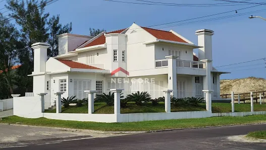 Casa com 4 Quartos à venda, 350m² no Praia de Mariluz, Imbé