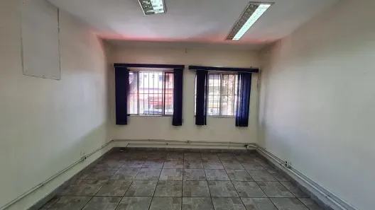 Sala Comercial para alugar, 17m² no Pari, São Paulo