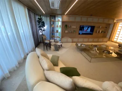 Apartamento com 3 Quartos à venda, 215m² no Moema, São Paulo