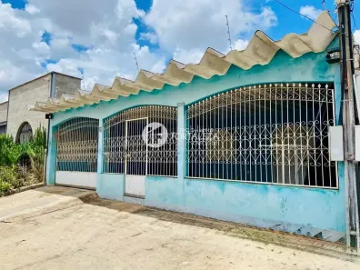 Casa com 3 Quartos à venda, 220m² no Conjunto Manoel Julião, Rio Branco