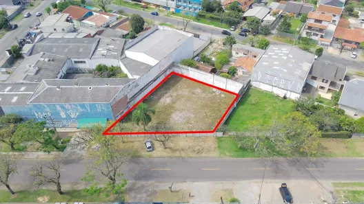 Lote/Terreno à venda, 757m² no Boqueirão, Curitiba