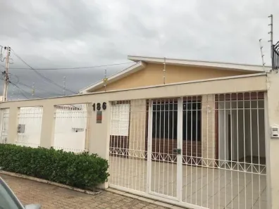 Casa com 3 Quartos à venda, 211m² no Jardim Chapadão, Campinas