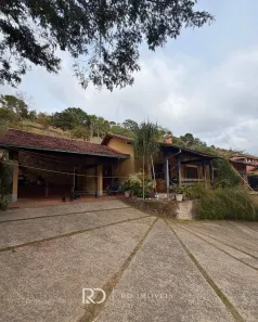 Casa com 4 Quartos à venda, 270m² no Itaipava, Petrópolis