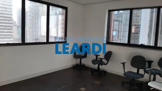 Sala Comercial para alugar, 50m² no Moema, São Paulo