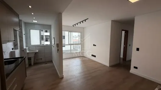 Apartamento com 3 Quartos para alugar, 60m² no Champagnat, Londrina