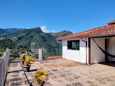 Casa com 6 Quartos à venda, 510m² no Alto da Serra, Petrópolis
