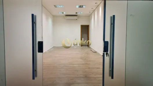 Ponto Comercial à venda, 30m² no Funcionários, Belo Horizonte