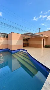 Sobrado com 4 Quartos à venda, 239m² no Flores, Manaus