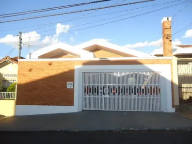 Imóvel Comercial com 3 Quartos à venda, 208m² no Vila Monteiro (Gleba I), São Carlos