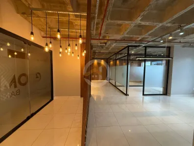 Sala Comercial à venda, 89m² no Setor Bueno, Goiânia