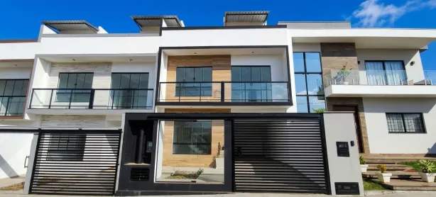 Casa com 3 Quartos à venda, 151m² no Jardim Amália, Volta Redonda