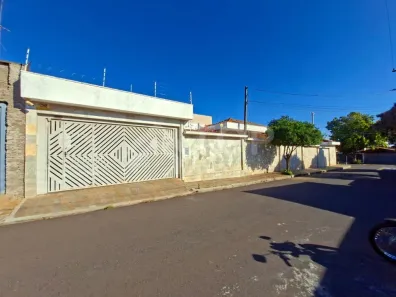 Casa com 4 Quartos à venda, 512m² no Vila Boa Vista, São Carlos