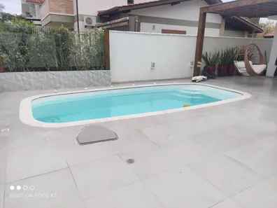 Casa com 4 Quartos para alugar, 250m² no Jurerê Internacional, Florianópolis