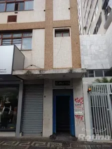 Sala Comercial para alugar, 339m² no Centro, Uberlândia