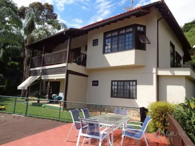Casa de Condomínio com 4 Quartos à venda, 400m² no Itaipava, Petrópolis