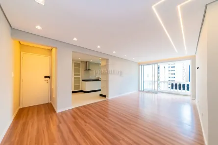 Apartamento com 3 Quartos para alugar, 117m² no Cristo Rei, Curitiba