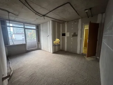 Sala Comercial à venda, 30m² no Praia da Costa, Vila Velha