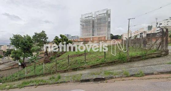 Lote/Terreno à venda, 423m² no Padre Eustáquio, Belo Horizonte