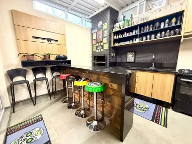 Sobrado com 3 Quartos à venda, 122m² no Cajuru, Curitiba