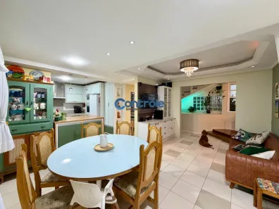 Casa com 4 Quartos à venda, 242m² no Ponta de Baixo, São José