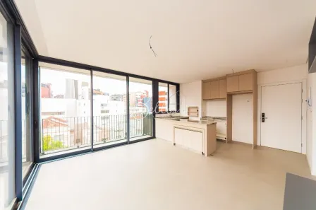 Apartamento com 2 Quartos à venda, 78m² no Centro, Curitiba