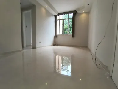 Apartamento com 2 Quartos à venda, 45m² no Vila Valqueire, Rio de Janeiro