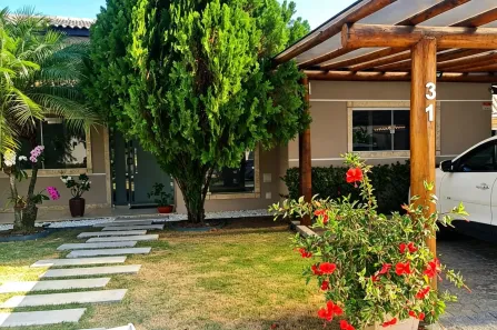 Casa de Condomínio com 4 Quartos para alugar, 290m² no Portão, Lauro de Freitas