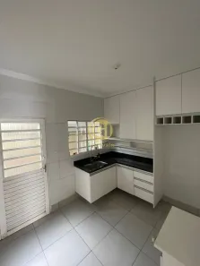 Sobrado com 2 Quartos para alugar, 58m² no Jardim Santa Marina, Jacareí