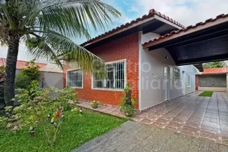 Casa com 3 Quartos à venda, 136m² no Josedy, Peruíbe