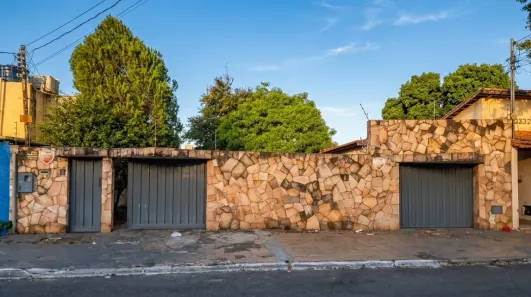 Casa com 4 Quartos para alugar, 140m² no Jardim América, Goiânia