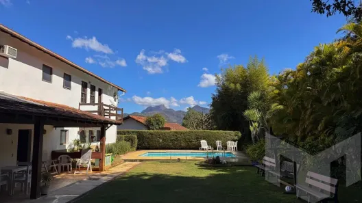 Casa de Condomínio com 5 Quartos à venda, 450m² no Itaipava, Petrópolis