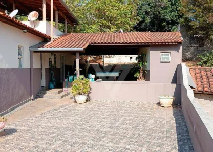 Fazenda/Sítio com 3 Quartos à venda, 265m² no Caputera, Sorocaba