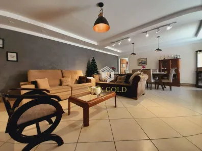 Casa com 3 Quartos à venda, 250m² no Independência, Taubaté
