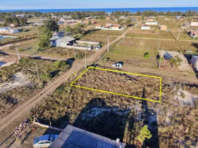 Lote/Terreno à venda, 324m² no , Balneário Arroio do Silva