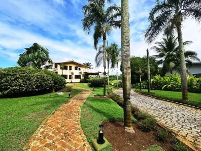 Casa de Condomínio com 4 Quartos à venda, 450m² no Portão, Lauro de Freitas