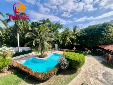 Casa com 5 Quartos à venda, 350m² no Patamares, Salvador