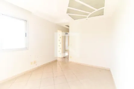 Apartamento com 2 Quartos à venda, 55m² no Vila Carmosina, São Paulo
