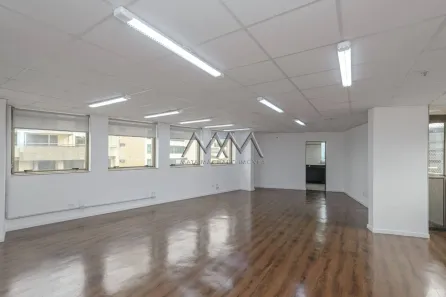 Sala Comercial para alugar, 82m² no Vale do Sereno, Nova Lima