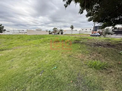 Lote/Terreno à venda, 276m² no Bom Jardim, Maringá