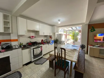 Sobrado com 8 Quartos à venda, 123m² no Centro, Matinhos