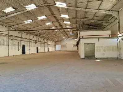 Galpão/Depósito/Armazém à venda, 2600m² no , Simões Filho